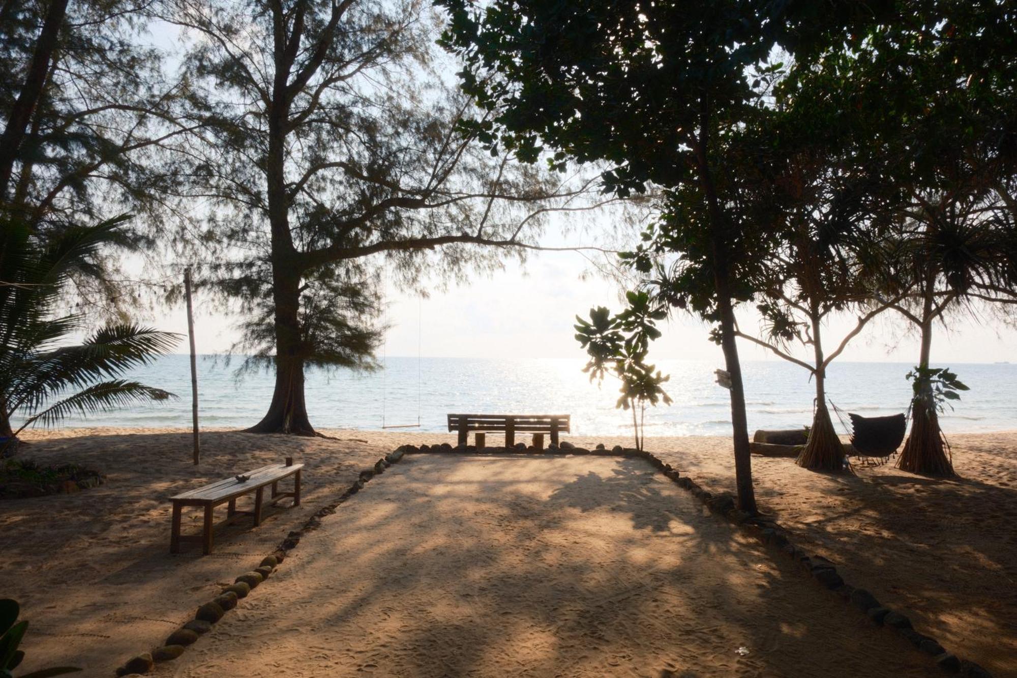 Sleeping Trees Villa Koh Rong Sanloem Exterior photo